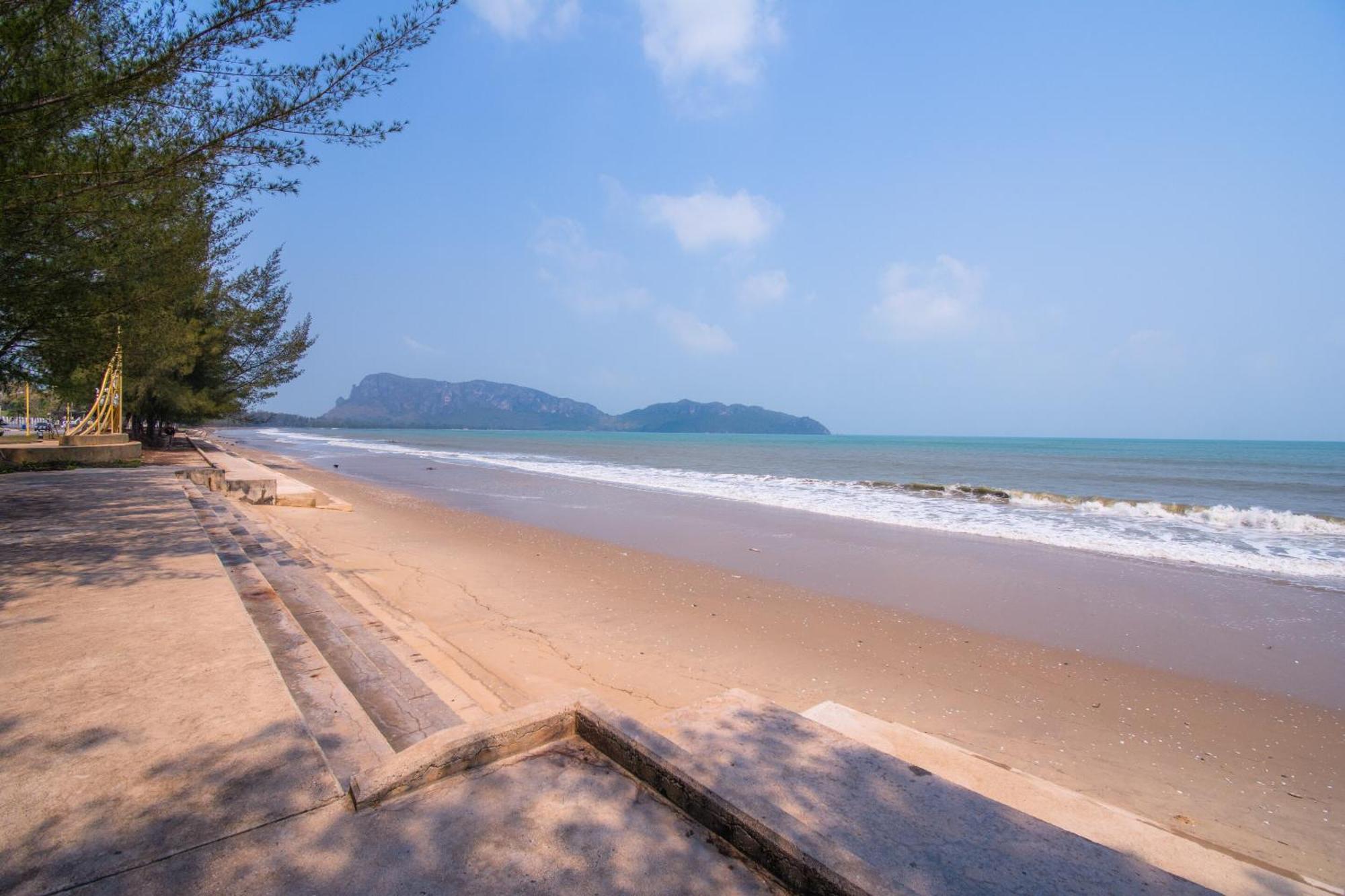 Koh Lak Resort Prachuap Khiri Khan Exterior photo